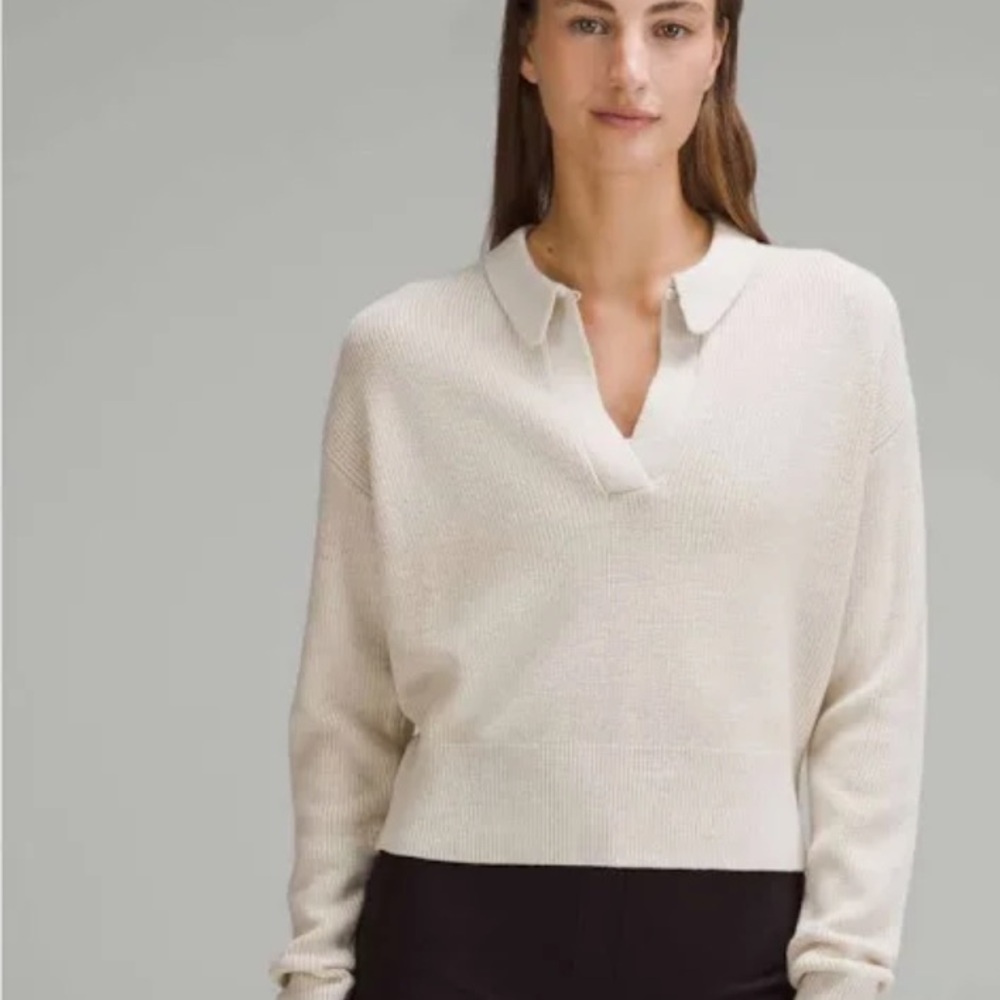 Lululemon women’s M Collared Merino Wool-Blend Sweater in Cream NWOT NEVER WORN